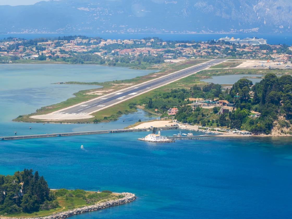 'Aerial view of Corfu airport in Greece' - Corfù